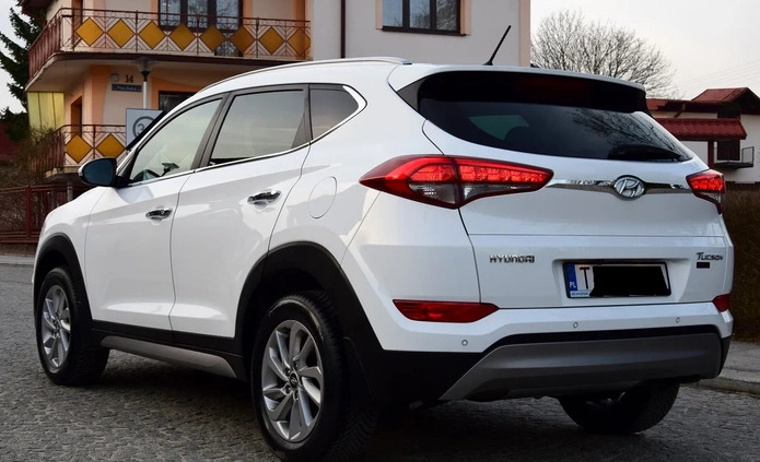 Hyundai Tucson cena 78700 przebieg: 90000, rok produkcji 2018 z Kielce małe 211